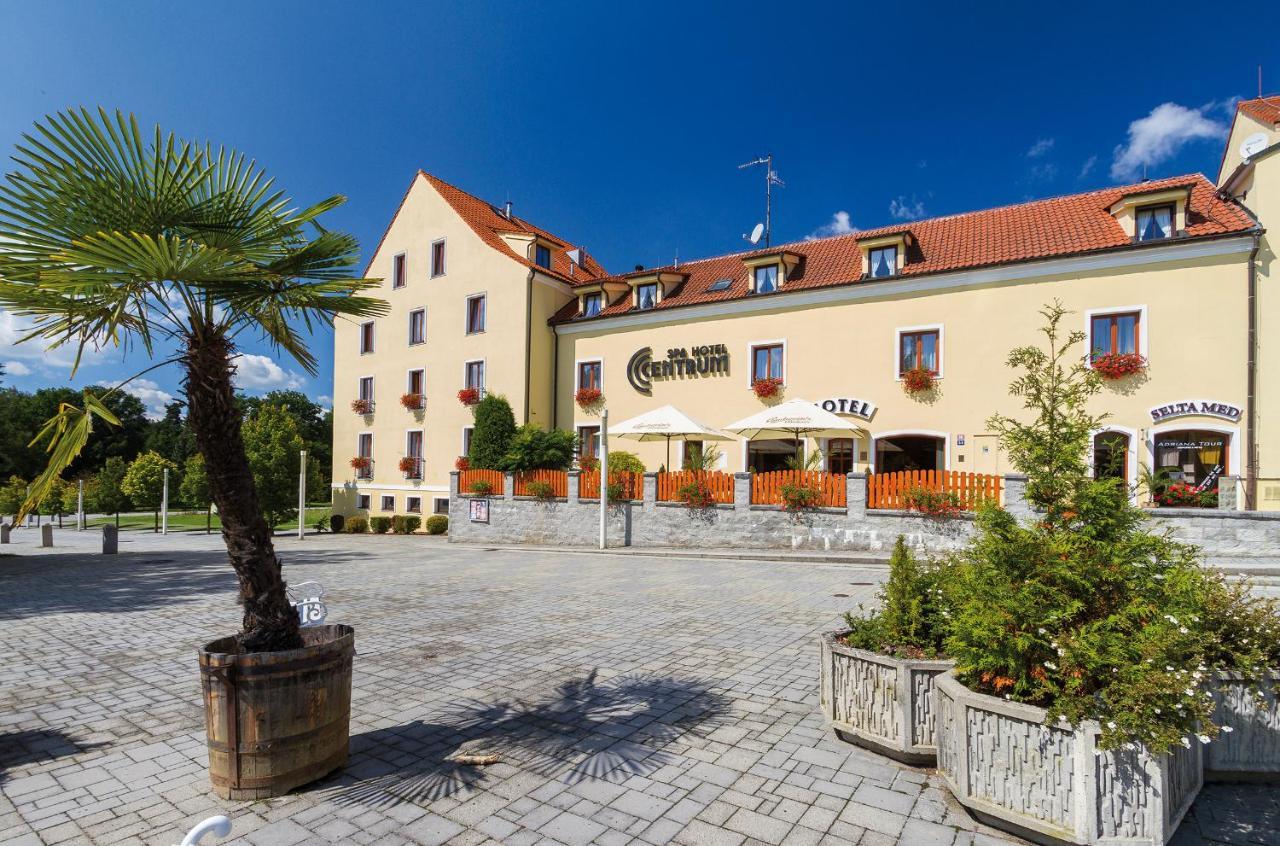 Spa Hotel Centrum Františkovy Lázně Exteriör bild