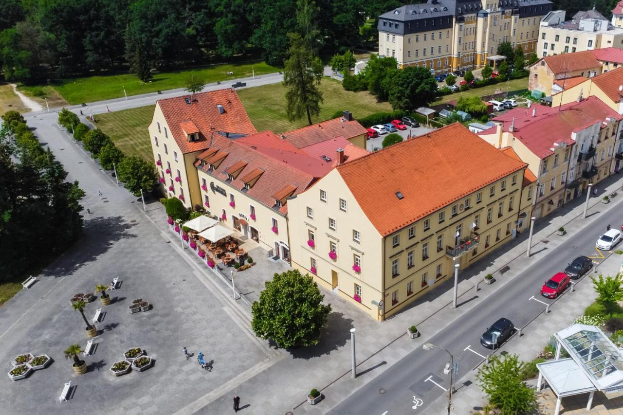 Spa Hotel Centrum Františkovy Lázně Exteriör bild